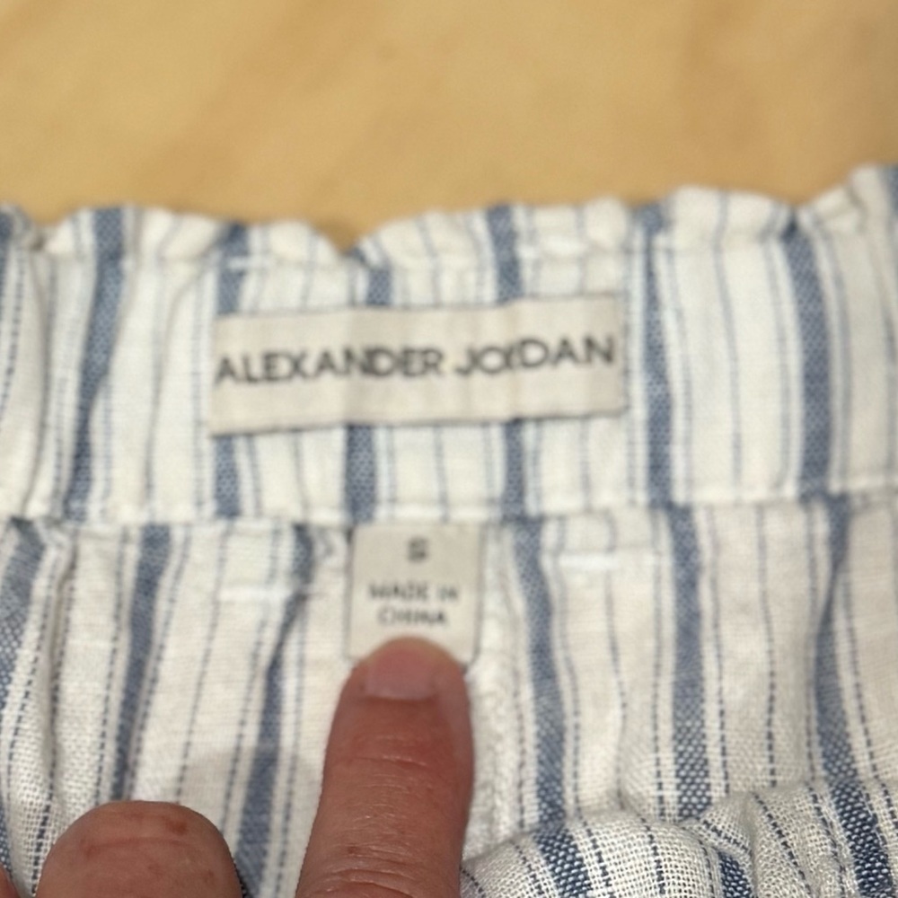 ALEXANDER JORDAN Striped Blue and White Shorts, S - Picture 3 of 3